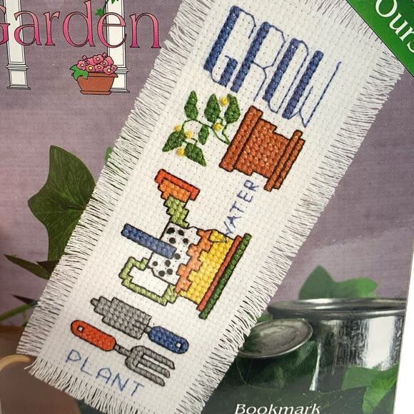 VTG 1996 In the Garden Lot of 2 Unopened Cross Stitch Kits Bookmark Signet #2074 - Picture 5 of 5